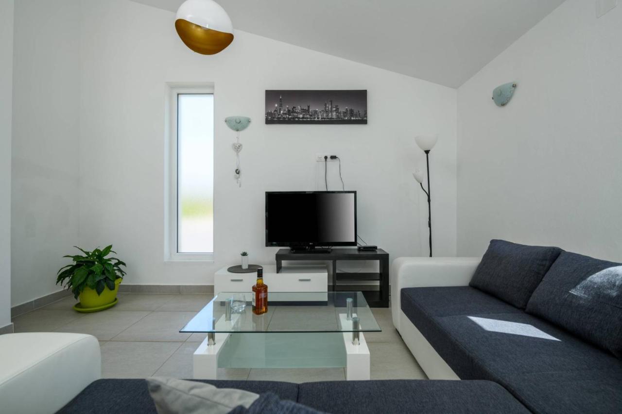 Bobo Family House With Pool Villa Vodnjan Luaran gambar