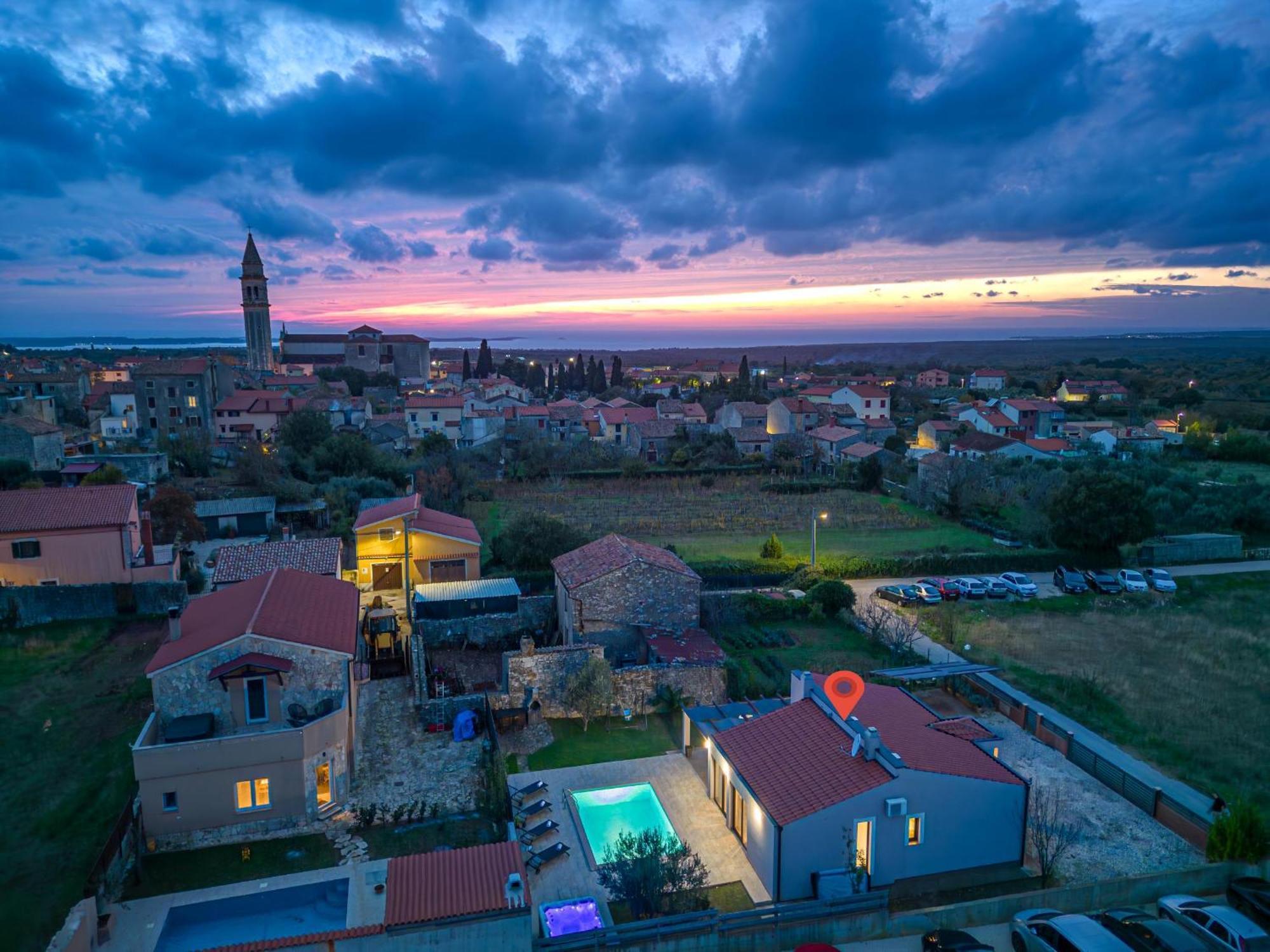 Bobo Family House With Pool Villa Vodnjan Luaran gambar