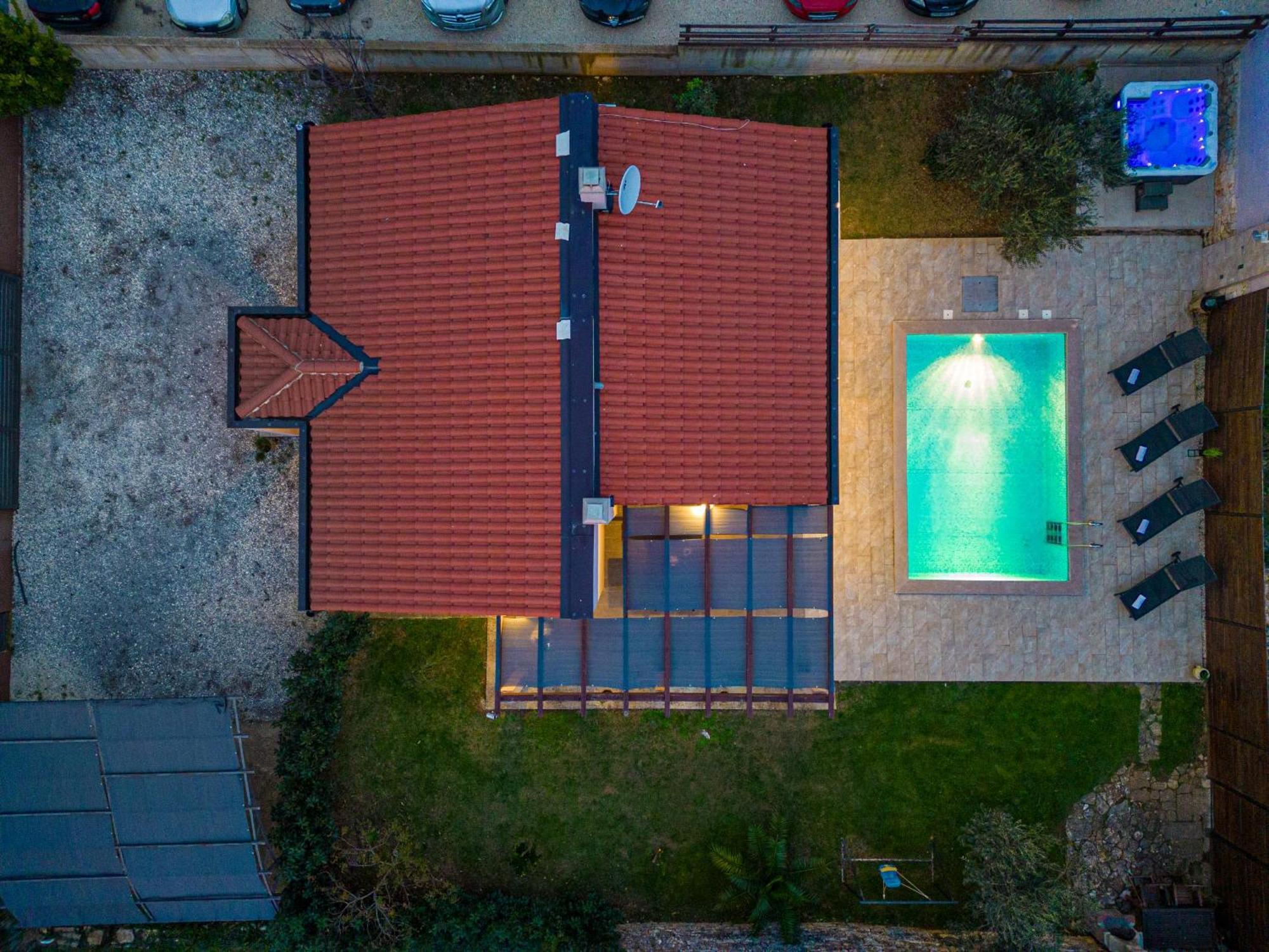 Bobo Family House With Pool Villa Vodnjan Luaran gambar